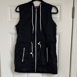 Tommy packable vest with bag